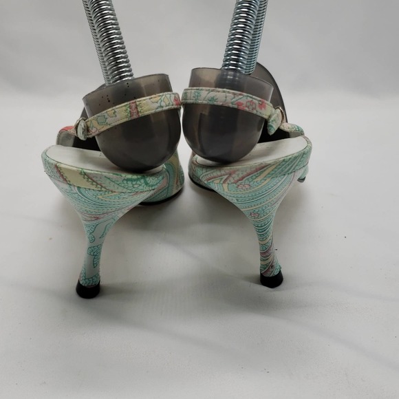 DOLCE & GABBANA PAISLEY PRINT SLINGBACK PUMPS - Picture 6 of 16